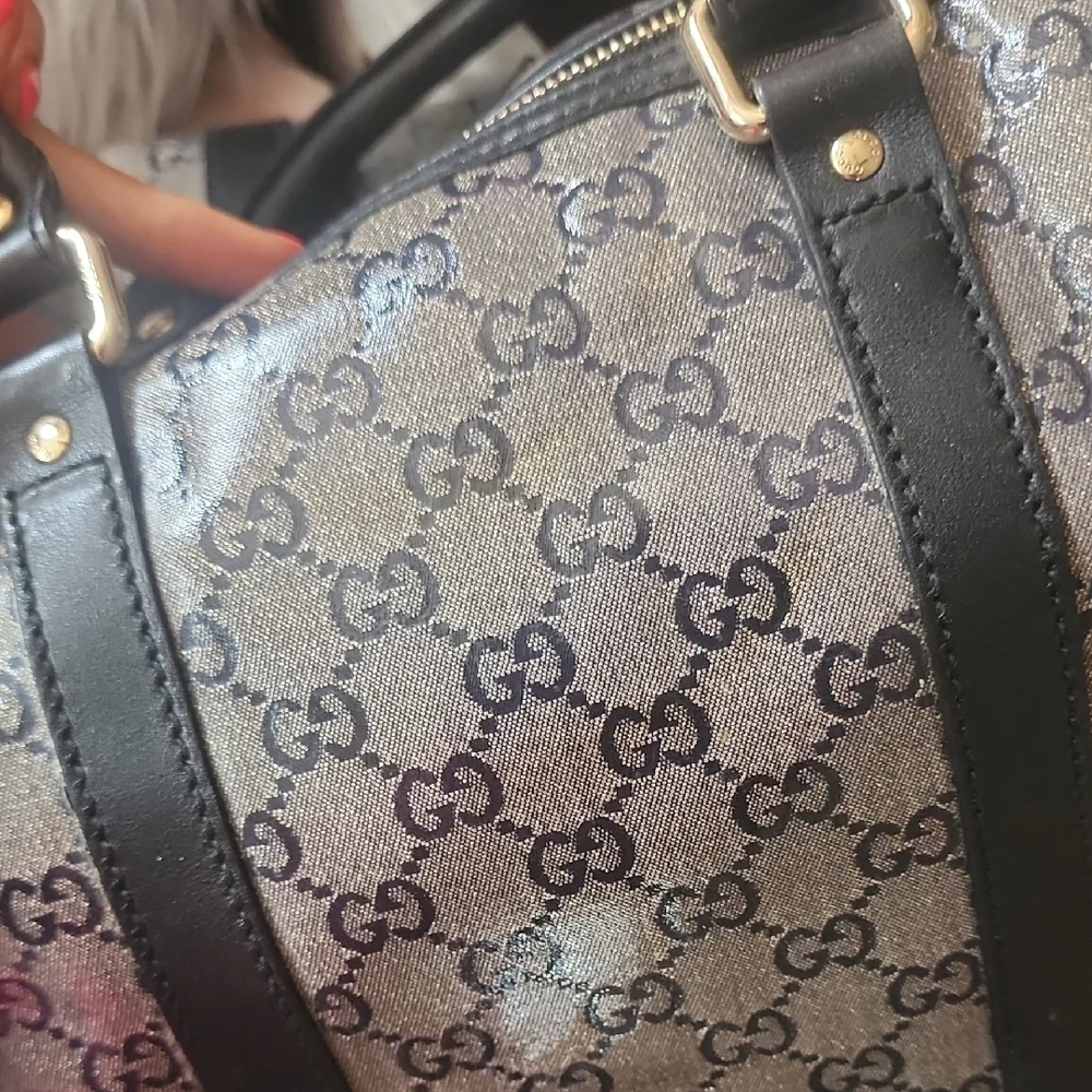 Gucci Black and Gray Speedy/Duffel Bag with Iconic Monogram - Picture 9 of 15